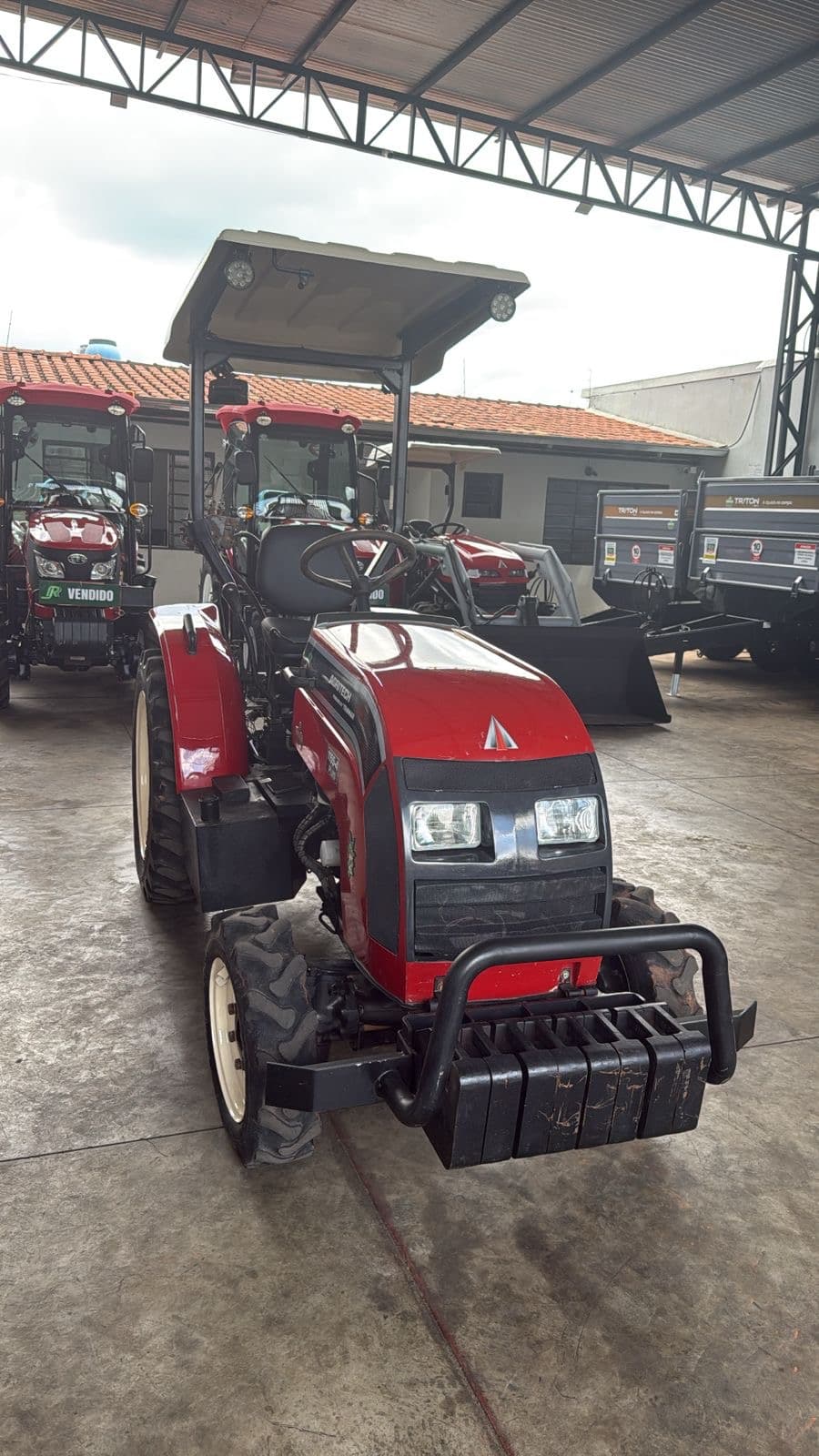 Trator Yanmar 1155
