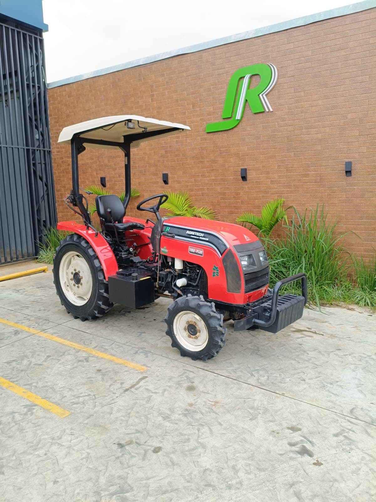 Trator Yanmar 1155SE