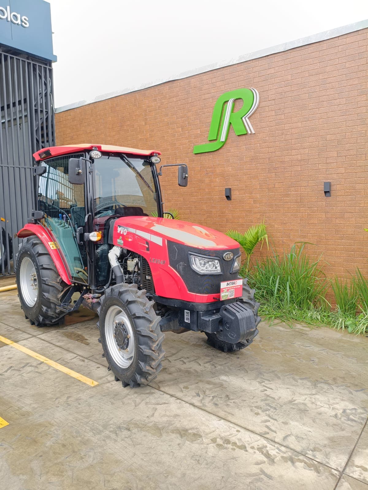 Trator YTO 954F