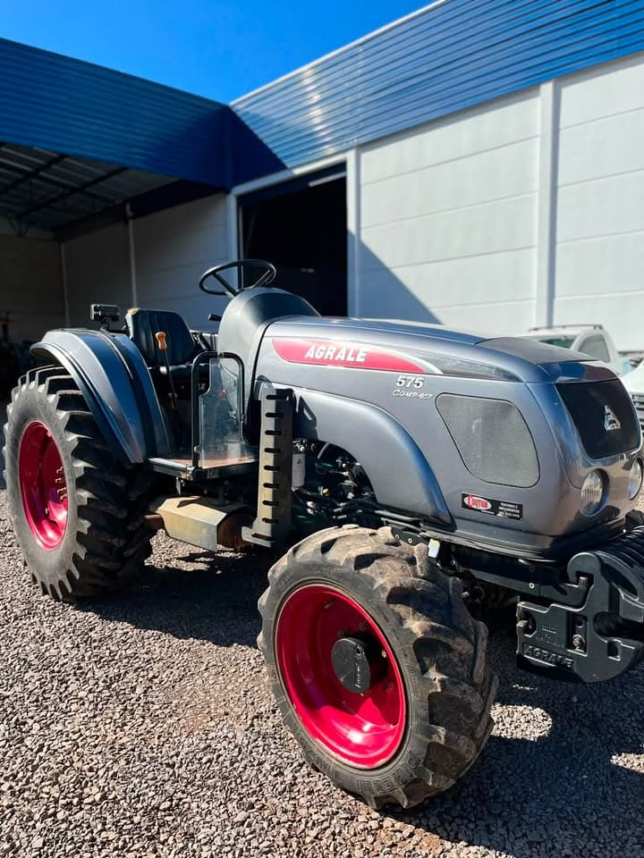 Trator Agrale 575
